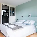 Pleasant Family House With Swimming Pool 4*
