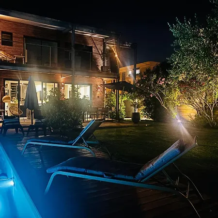 Pleasant Family House With Swimming Pool Affittacamere Bordeaux