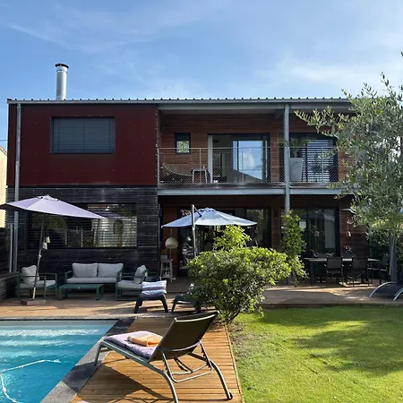 Affittacamere Pleasant Family House With Swimming Pool Bordeaux